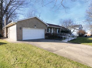 3312 Darbyshire Dr, Canfield, OH 44406