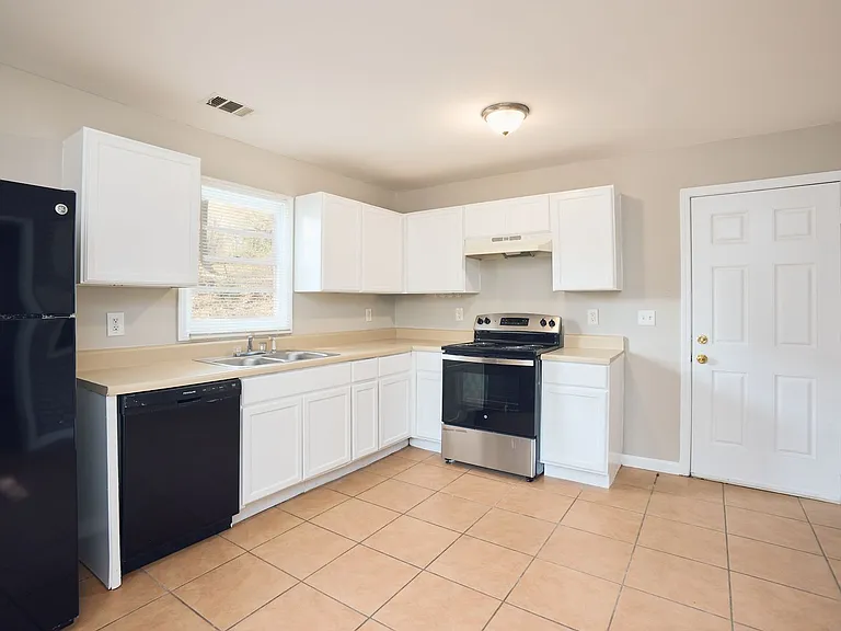 3566 Bolfair Dr NW — Photo 3