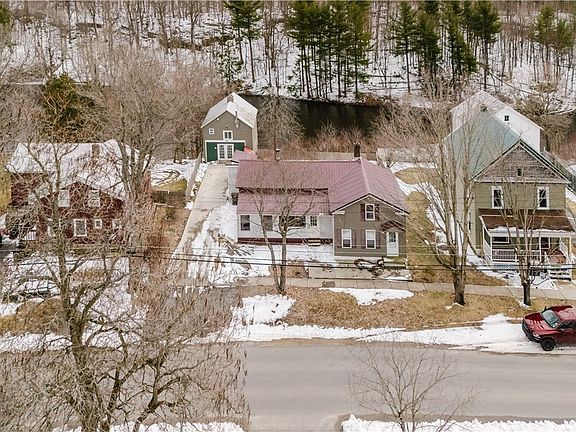 3rd image of 207 Riverside Ave