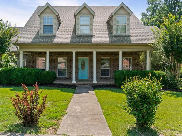 5014 Congressional Dr, Benton, AR 72019
