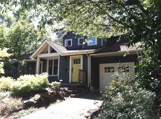 8915 27th Ave NE, Seattle, WA 98115