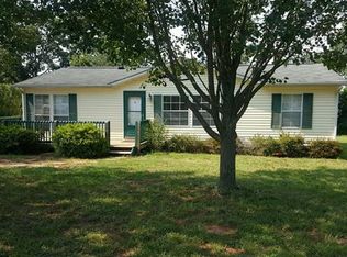 3710 Silver St, Claremont, NC 28610