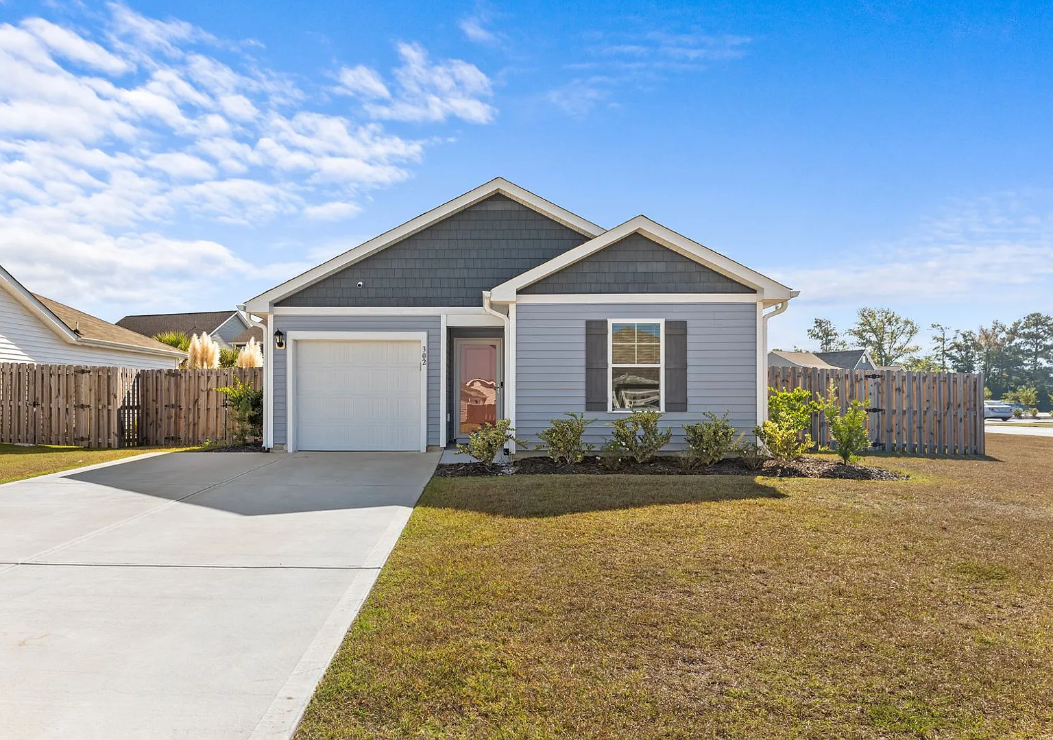 Furnished Rental in Surf City! — Photo 1