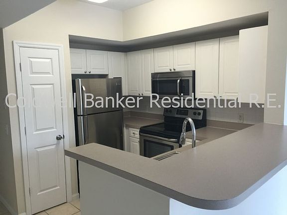 5th image of 229 Longview Ave APT 203