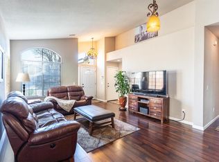 9316 Caulfield Dr, Elk Grove, CA 95758
