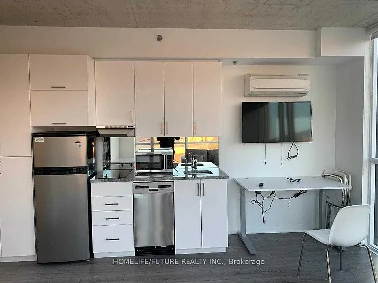 1900 Simcoe St N #624 — Photo 5