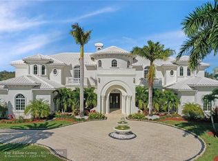 12723 Grand Oaks Dr, Davie, FL 33330