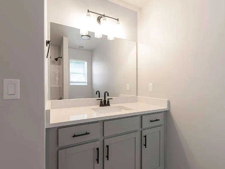 2316 N Sunmore Way — Photo 25