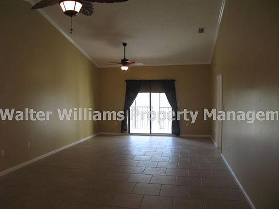 3rd image of 117 Laurel Wood Way Unit 205