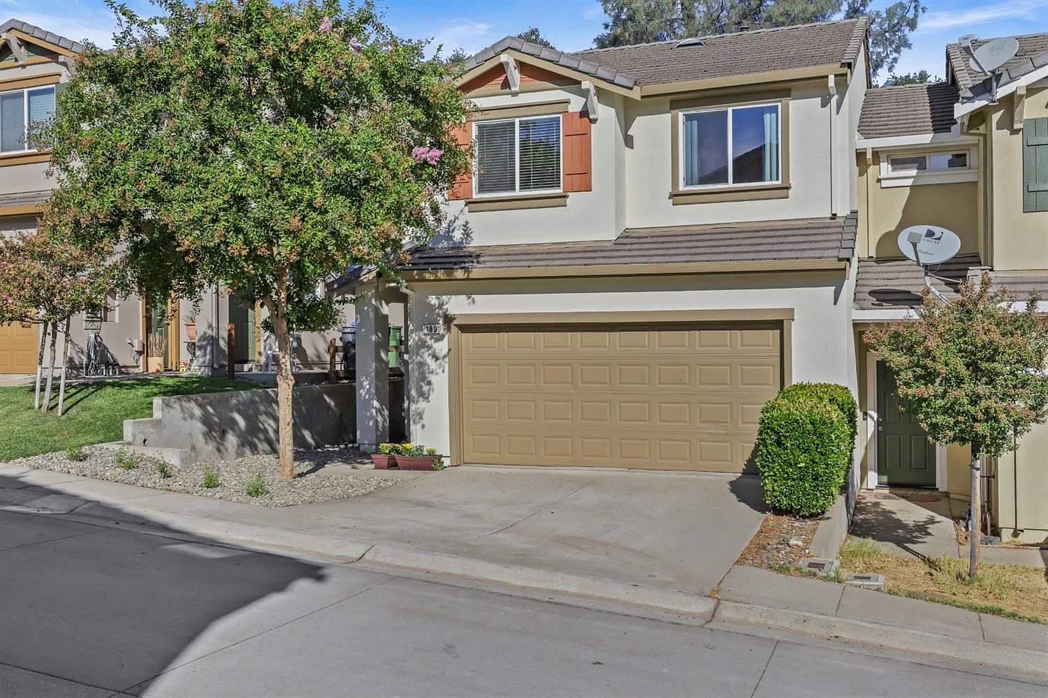 180 Bridle Point Cir photo 1