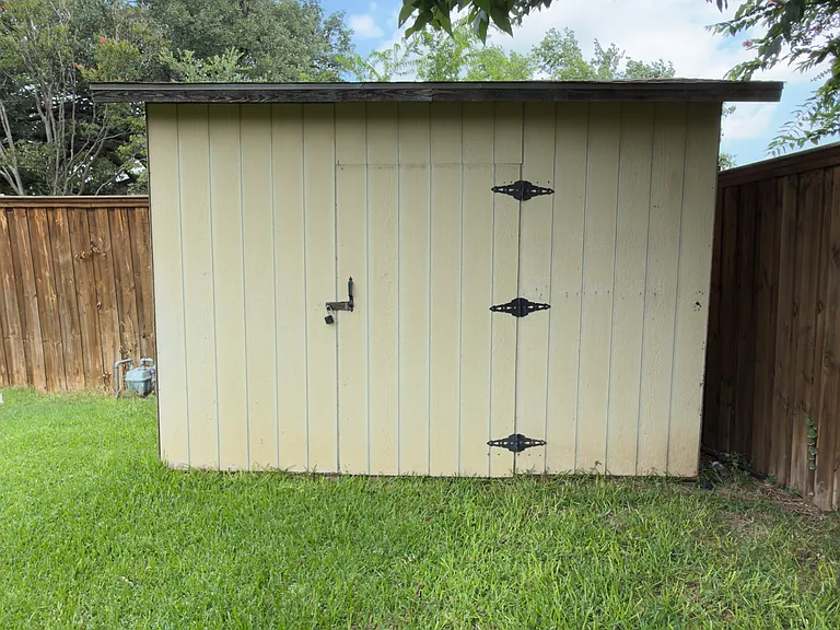 4613 Danville Dr — Photo 10