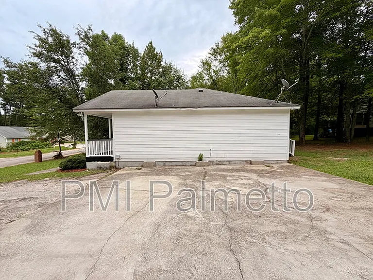 119 Chatham Cir — Photo 24