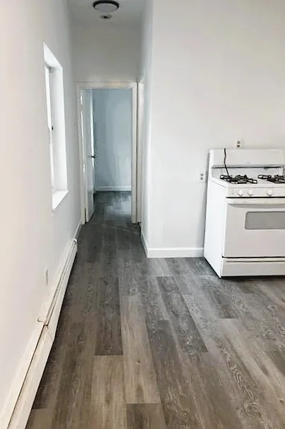 1 bed, $2,400 — Photo 4