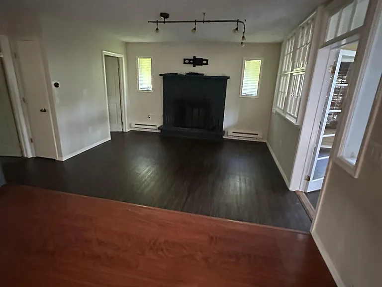 5624 Pembrook Dr — Photo 3