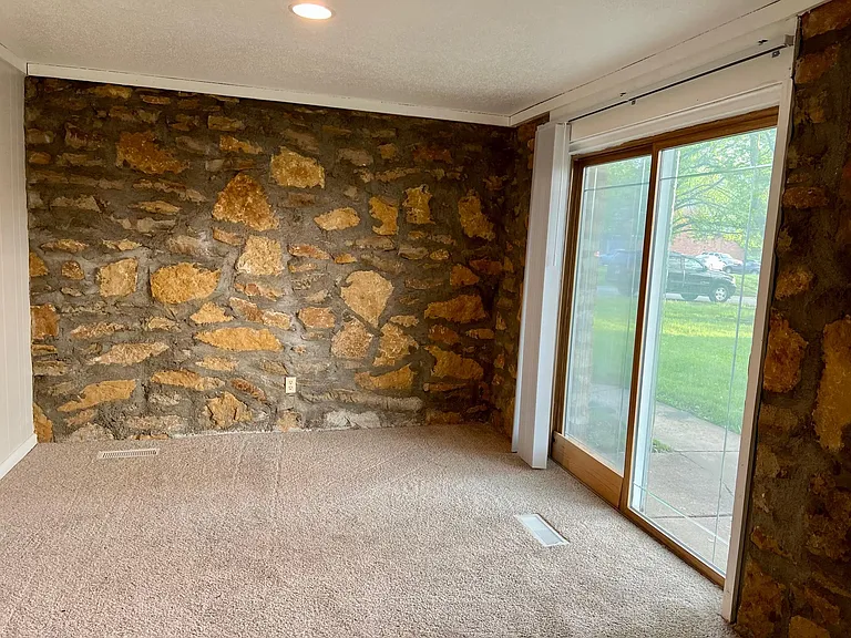 3308 Bridge Manor Dr — Photo 4