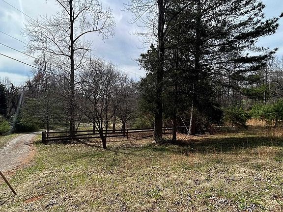 2nd image of 2144 Fox Squirrel Ridge Rd