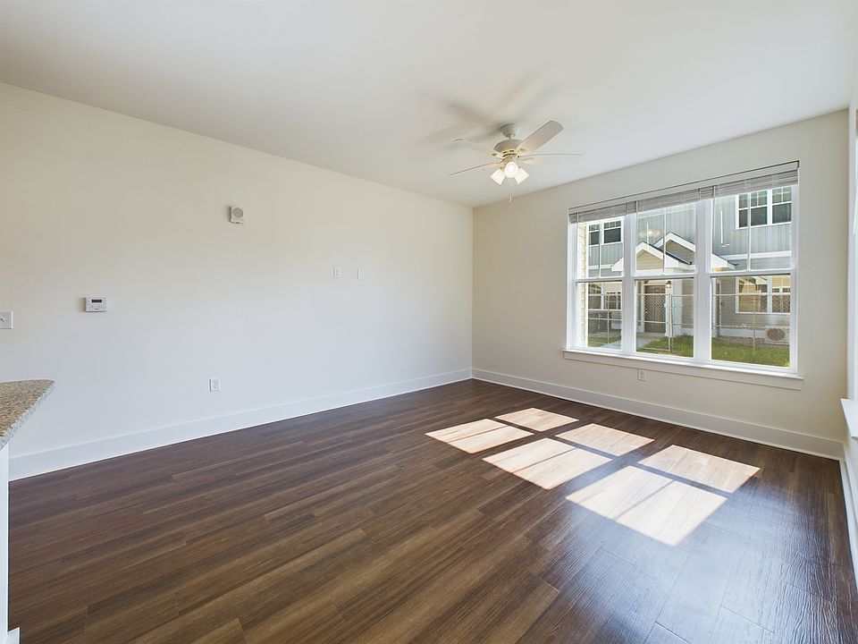 2nd image of 1041 Champion Way #24-101