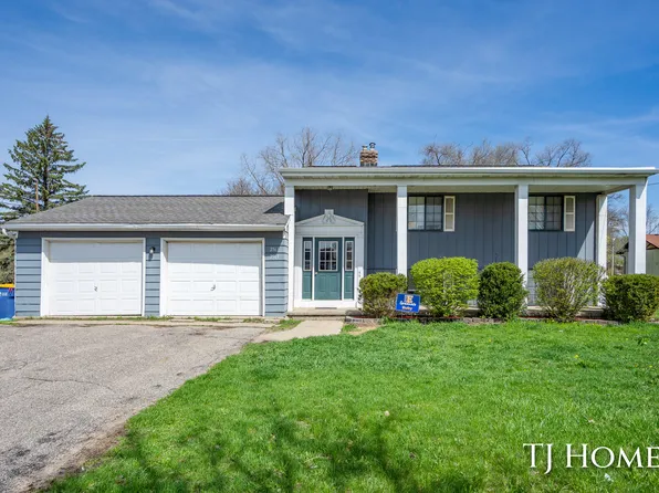 2561-2563 Burton St SE, Grand Rapids, MI 49546