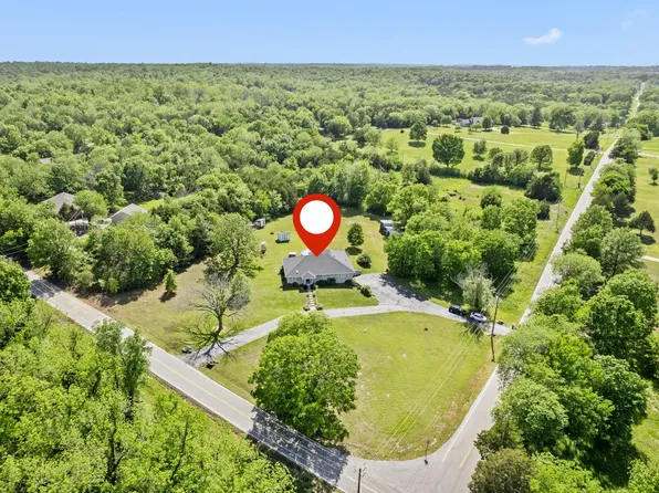 5283 N Farm Road 125, Springfield, MO 65803