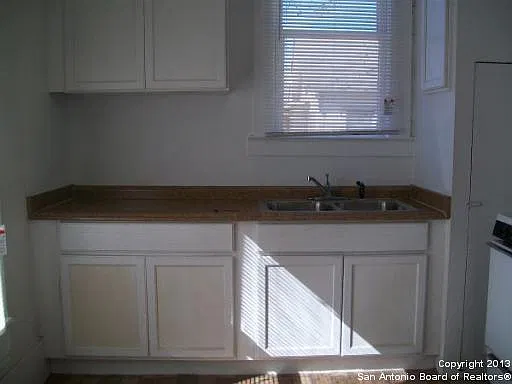 3 bed, 2.0 bath, 1067 sqft, $1,025 — Photo 4