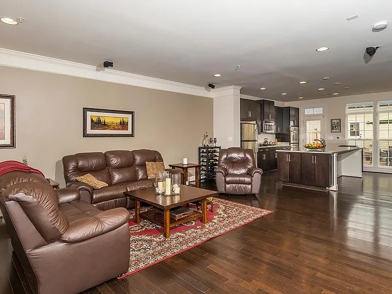 7870 Tilghman St — Photo 23