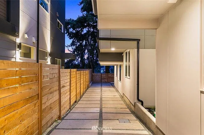 1424C 24th Ave — Photo 23
