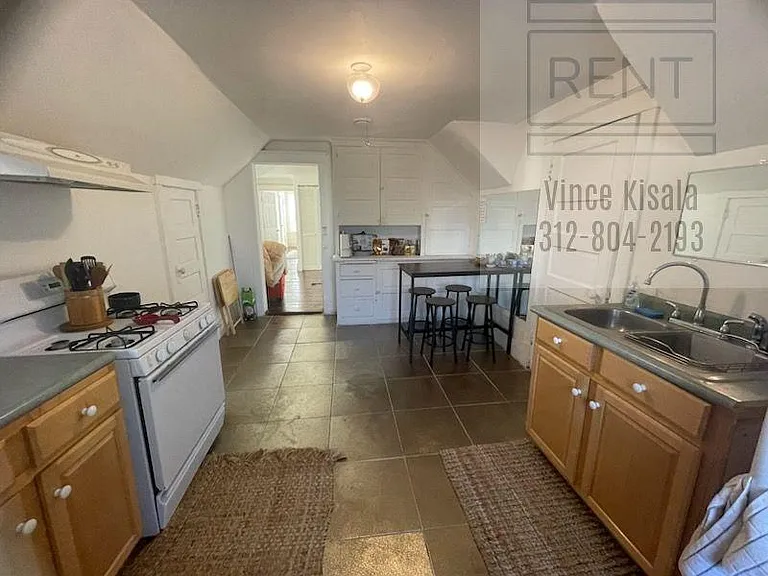 1312 Elston St #2 — Photo 6