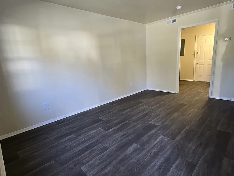 1708 Carlisle Ave #6 — Photo 5