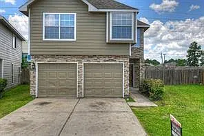 3 bed, 2.5 bath, 1392 sqft, $1,750 — Photo 1