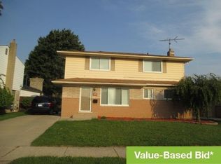 15937 Dugan St, Roseville, MI 48066