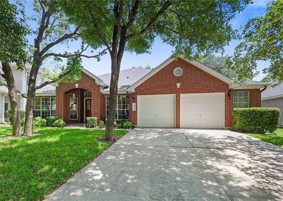 1st image of 3021 Plantation Dr