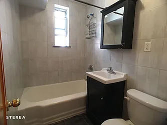 Rented by Sterea Agency