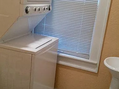 4626 N College Ave — Photo 20