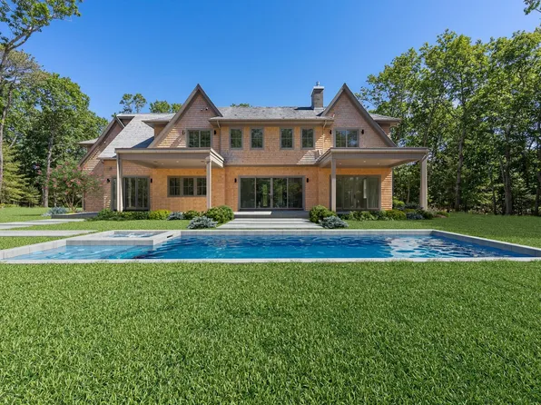 728 & 730 Sag Harbor Tpke, East Hampton, NY 11937