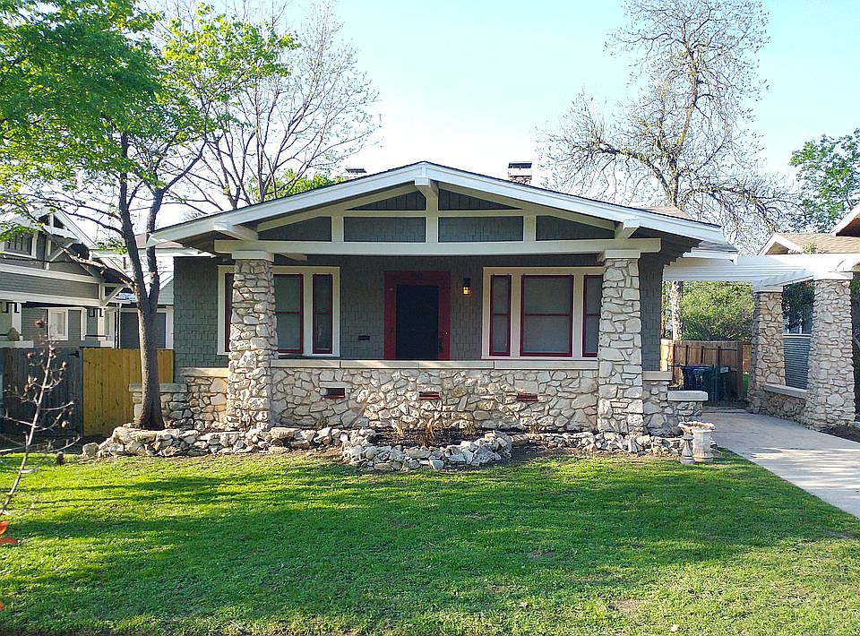 1st image of 943 W Agarita Ave