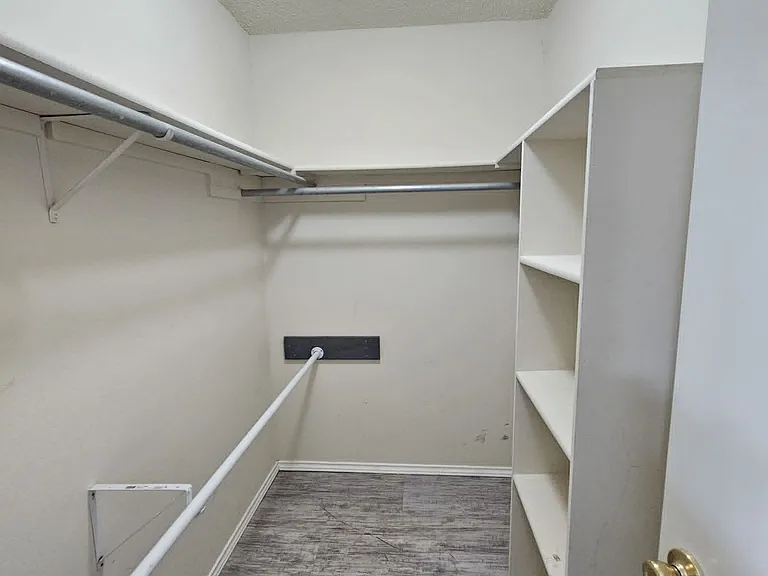 1228 Johnny Ln — Photo 18