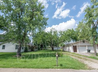 108 W Jefferson St, Coffeyville, KS 67337