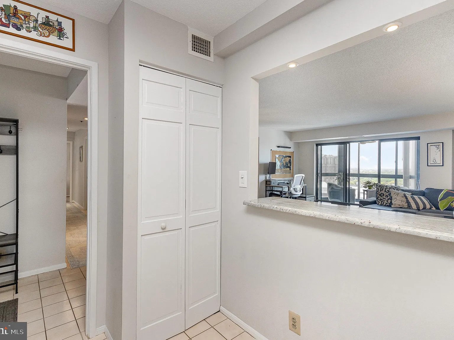 Alta Vista — Photo 3