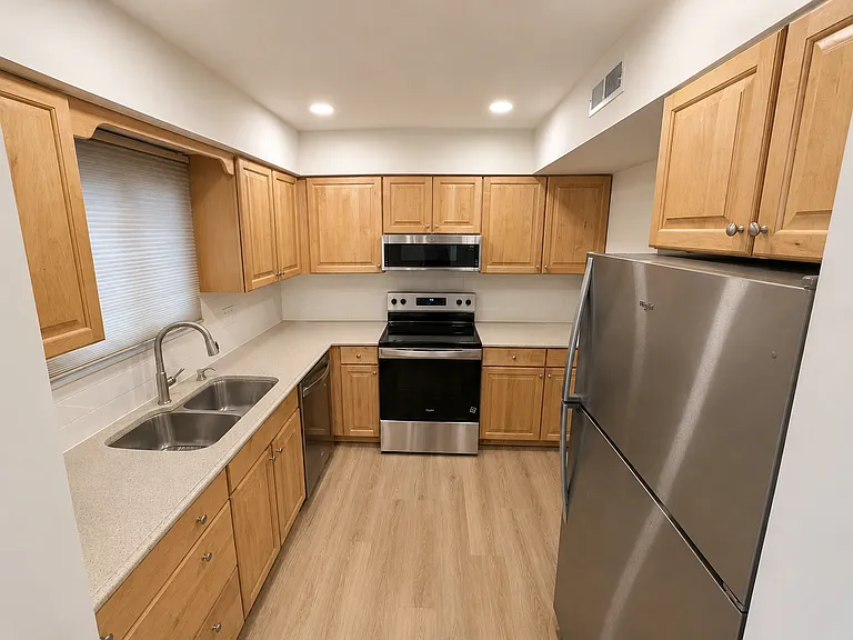 509 Forsythia Ln — Photo 4
