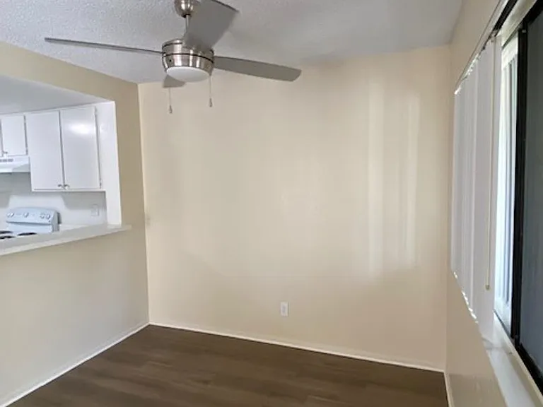 Summer Brook Apartments — Photo 38