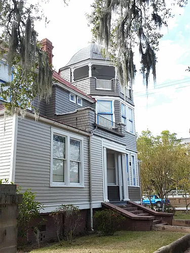 203-205 E Gwinnett St Photo 1