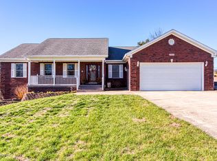 433 Tanglewood Rd, Shepherdsville, KY 40165