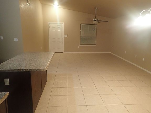 3rd image of 10676 Canyon Sage Dr