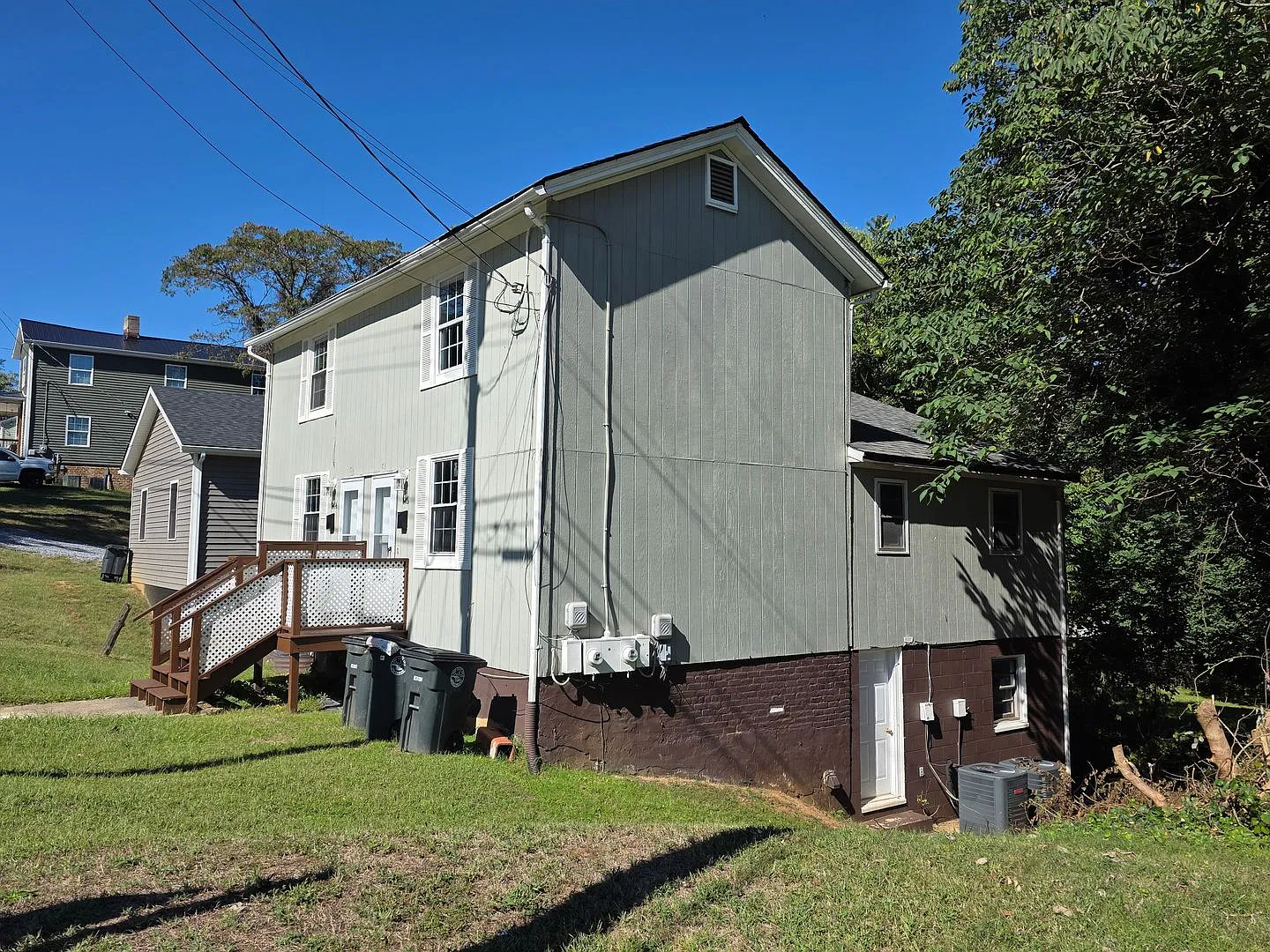 Duplex for Rent — Photo 2