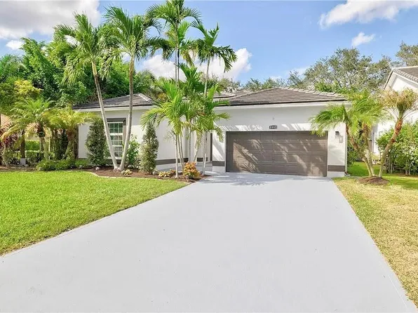 5989 NW 74th St, Parkland, FL 33067