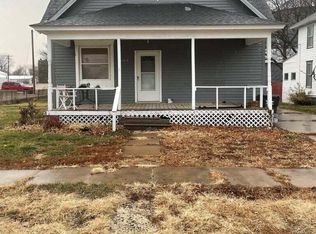 309 N Orchard St, Mediapolis, IA 52637