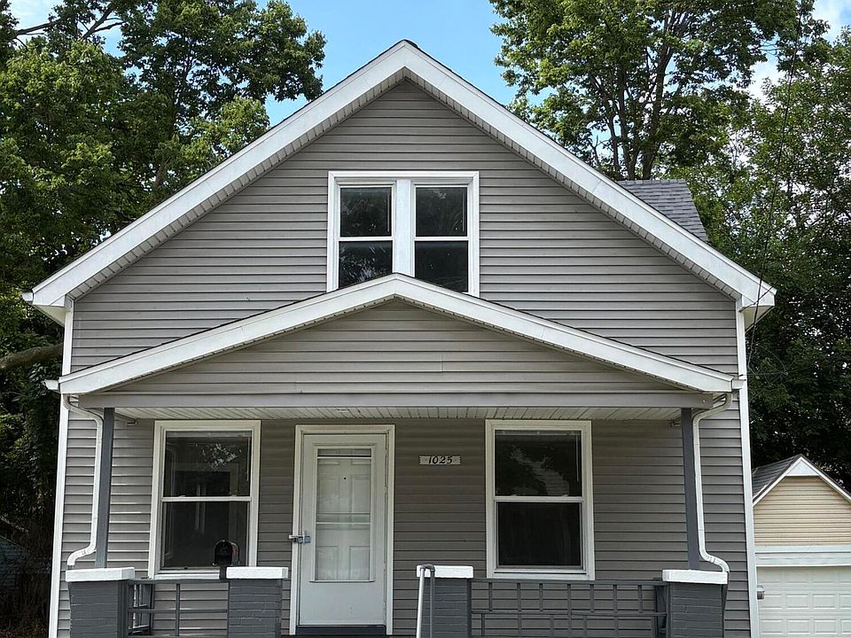 1st image of 1025 Hamilton Ave NW