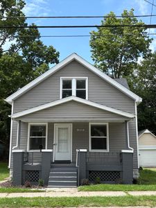 1025 Hamilton Ave NW, Grand Rapids, MI, 49504