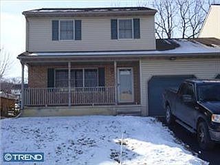 2nd image of 546 Wyatt Dr