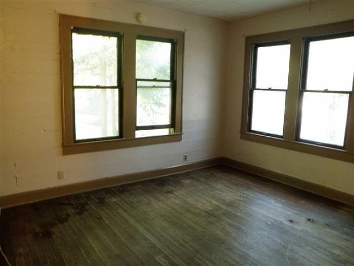 2nd image of 3100 Tom Green St